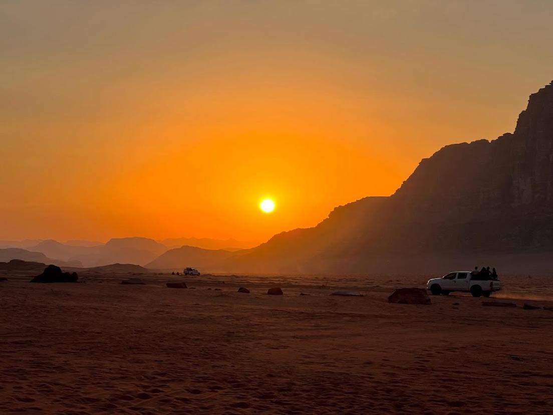 Wadi Rum Shooting Stars Camp Buitenkant foto