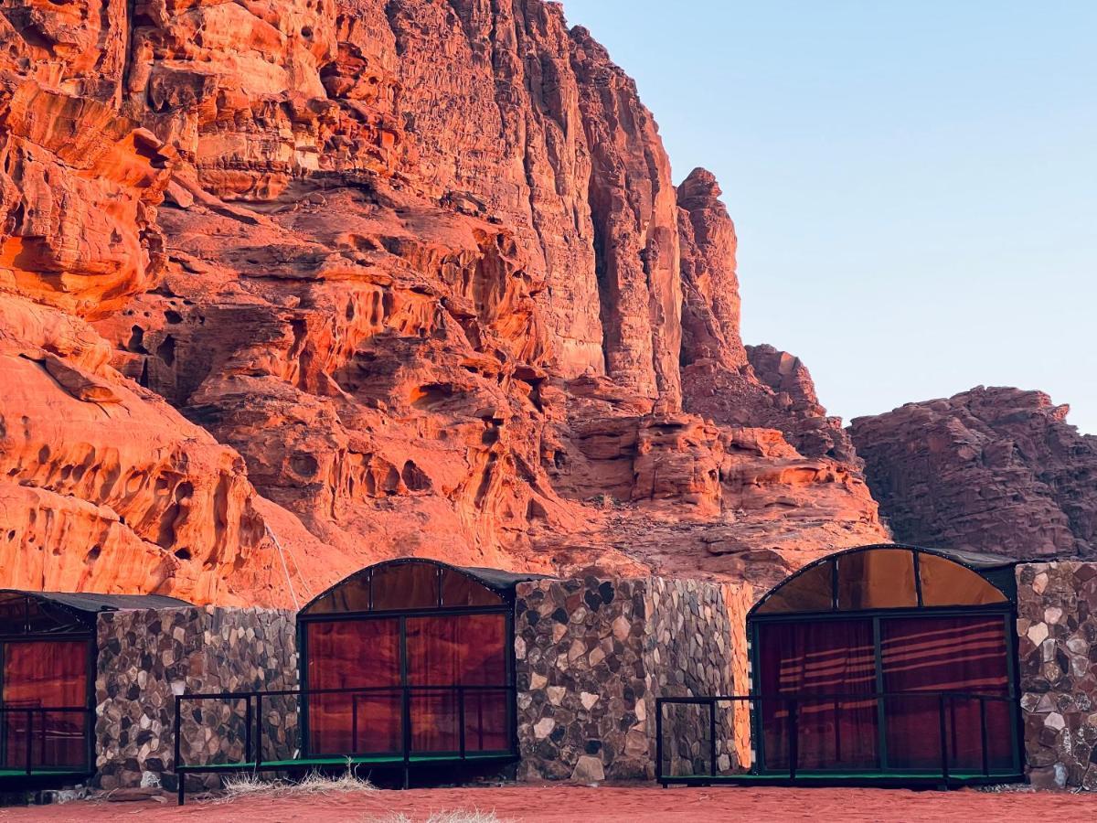 Wadi Rum Shooting Stars Camp Buitenkant foto