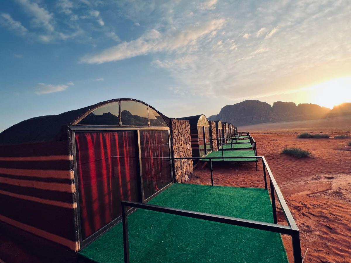 Wadi Rum Shooting Stars Camp Buitenkant foto